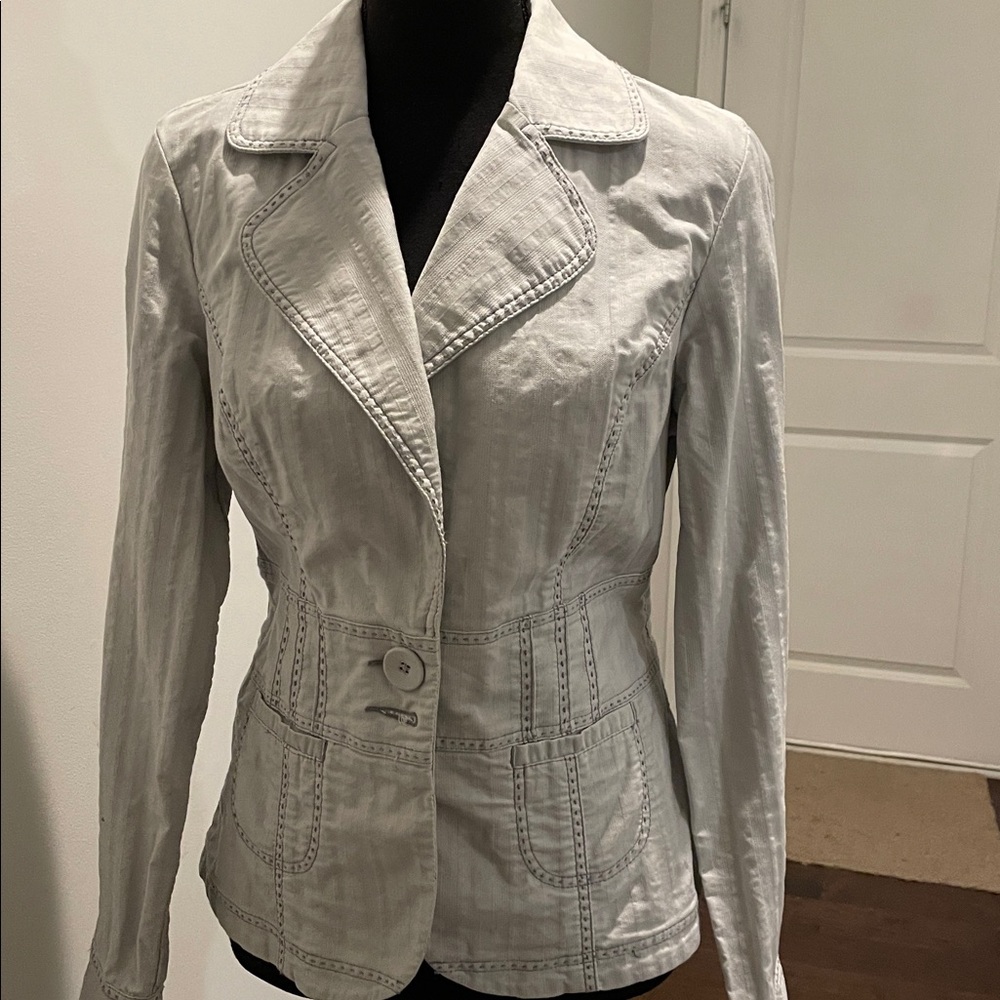 White House Black Market Fitted Blazer Jacket Size8 Light Blue-Gray Embellished - Picture 4 of 14